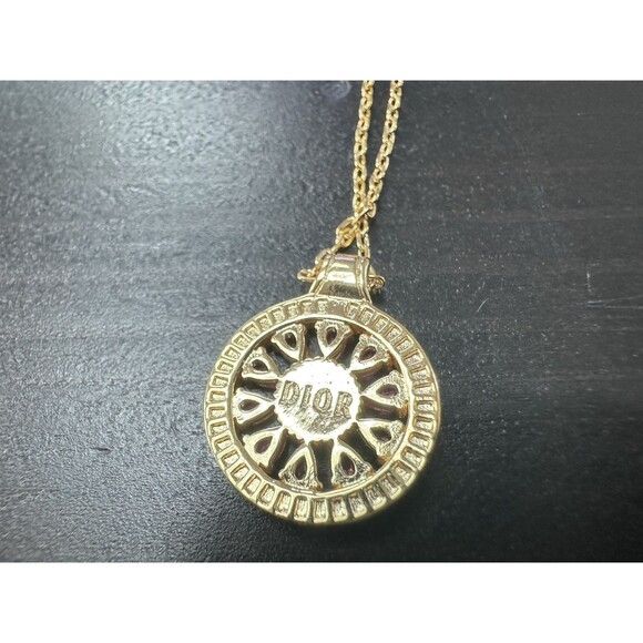 Christian Dior Stamped CD Authentic Magenta Crystals Medallion Necklace Chai - Picture 8 of 16